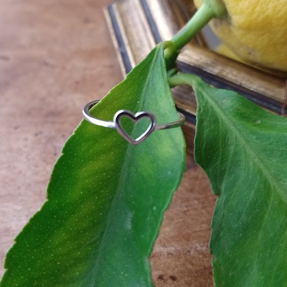 White Rhodium Heart ring 6 - Picture 4 of 6